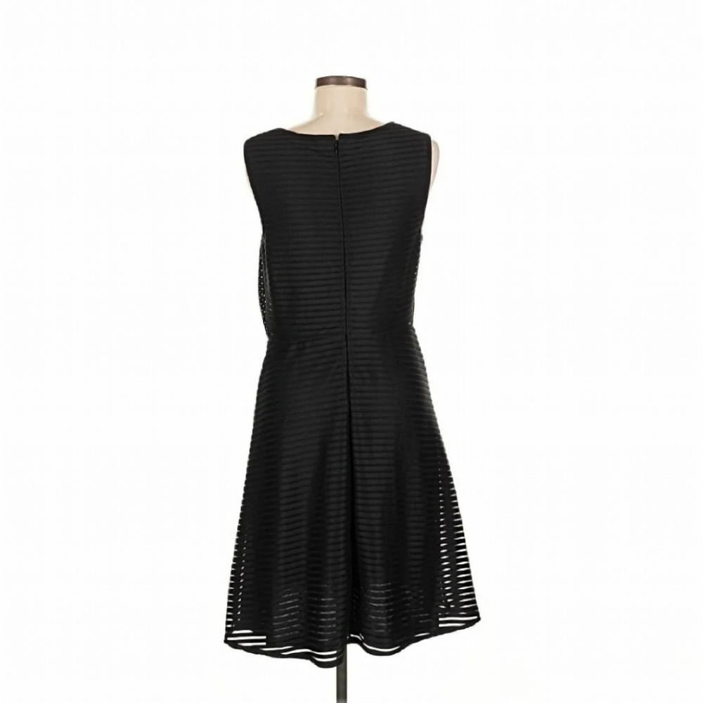 41 Hawthorn Marina Dress - Picture 4 of 15